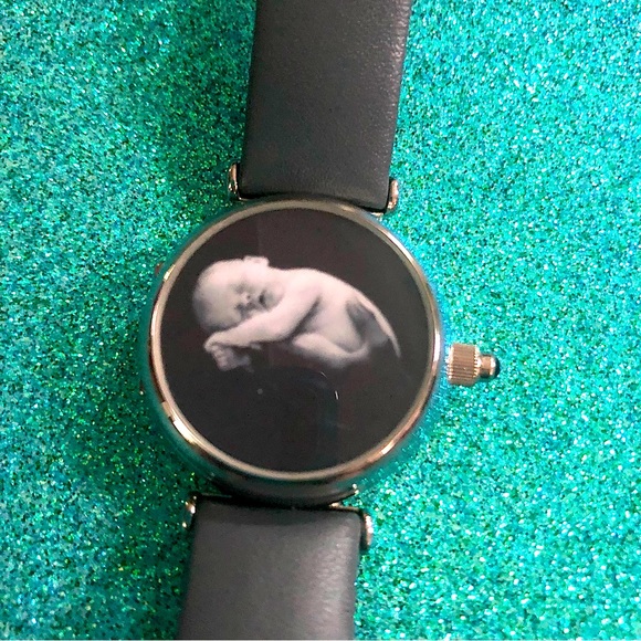 Anne Geddes - Watch - Picture 1 of 6